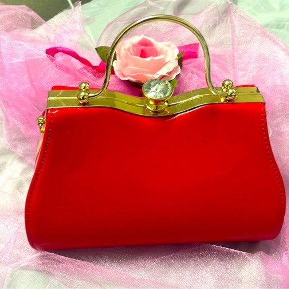 Red La Terre crossbody and evening purse with jeweled clasp New - Picture 4 of 6